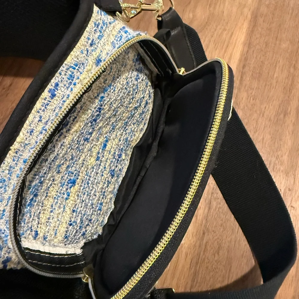 Tush Baby hip carrier with crossbody strap - blue and yellow metallic tweed - Picture 5 of 8